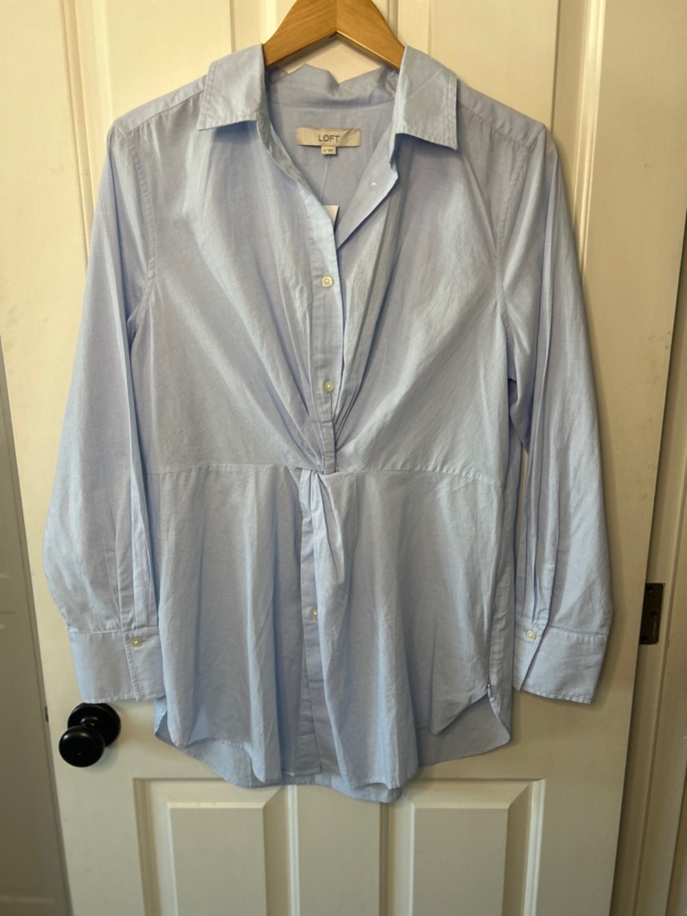 NWT LOFT Twist Everyday Light Blue Button-Front Tunic Top Size 12
